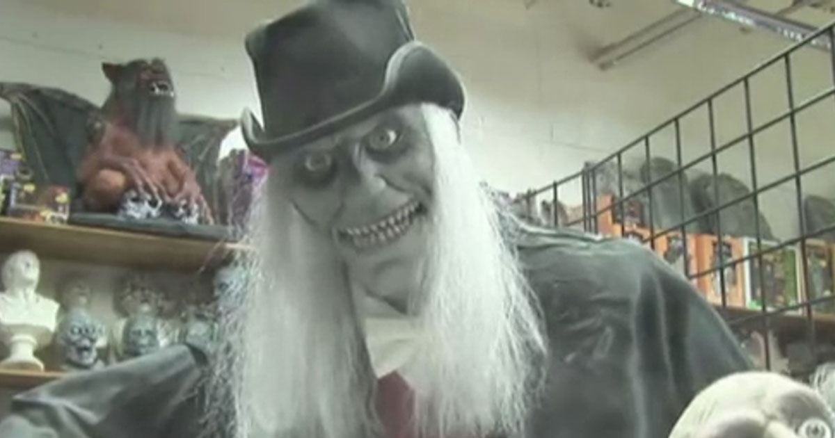 Come to the Wizard's Party House