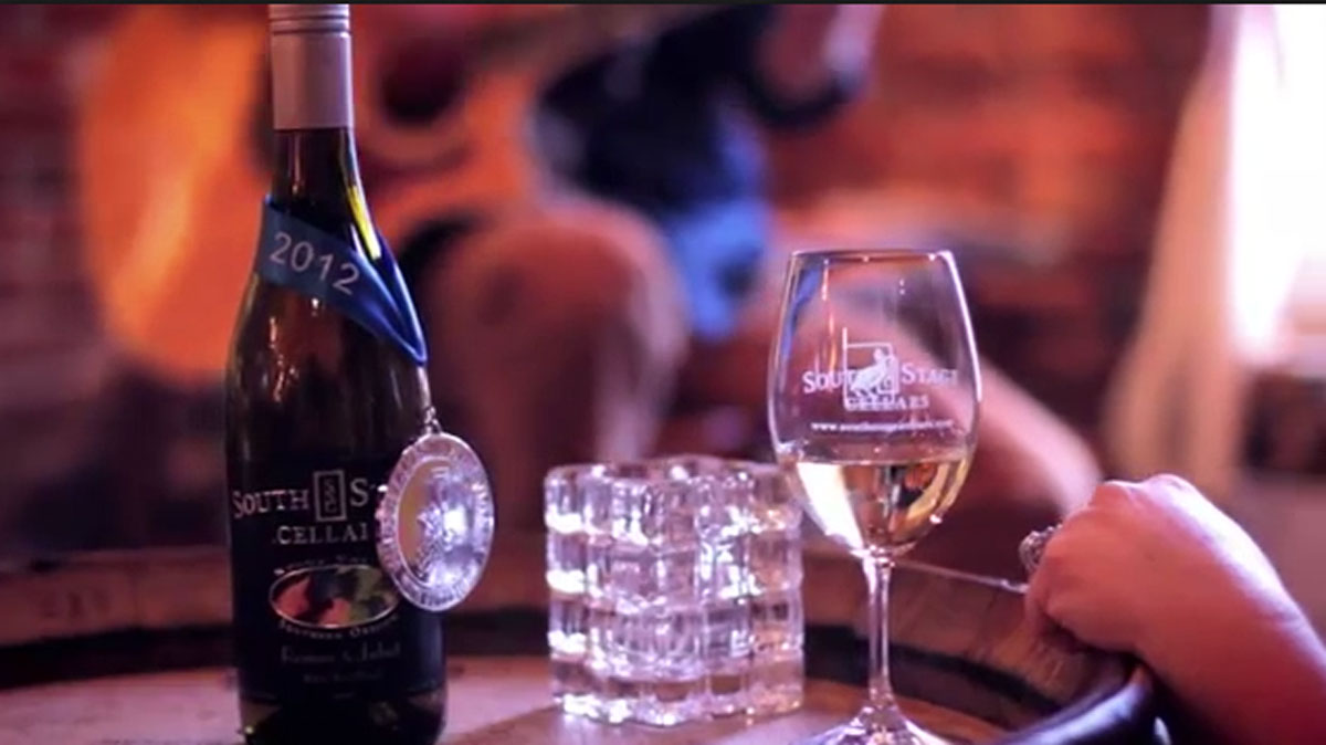 Wine and Jacuzzi on Valentine's Day